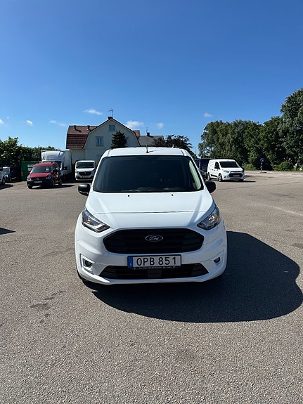 Ford Transit Connect 2 of 5