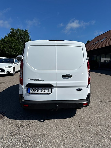 Ford Transit Connect 5 of 5