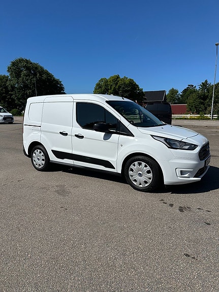 Ford Transit Connect 3 of 5