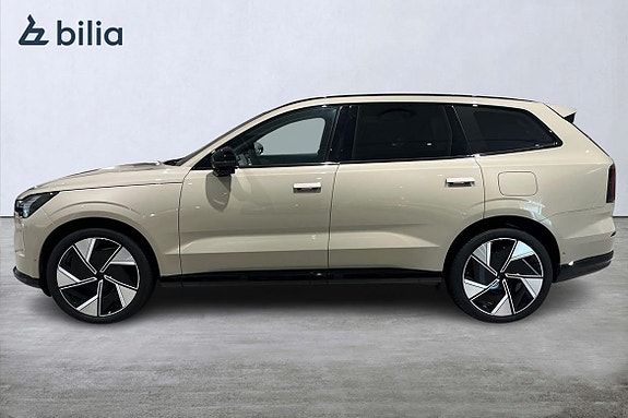 Volvo EX90 3 of 5