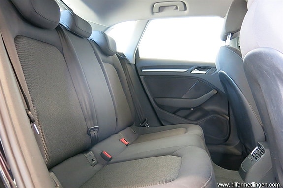 Audi A3 9 of 12