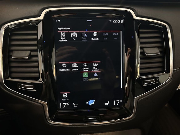 Volvo XC90 19 of 21