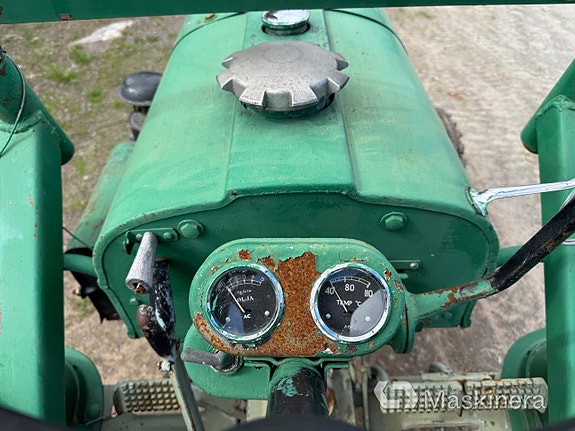 Traktor Bolinder-Munktell 210 teddy 13 of 27