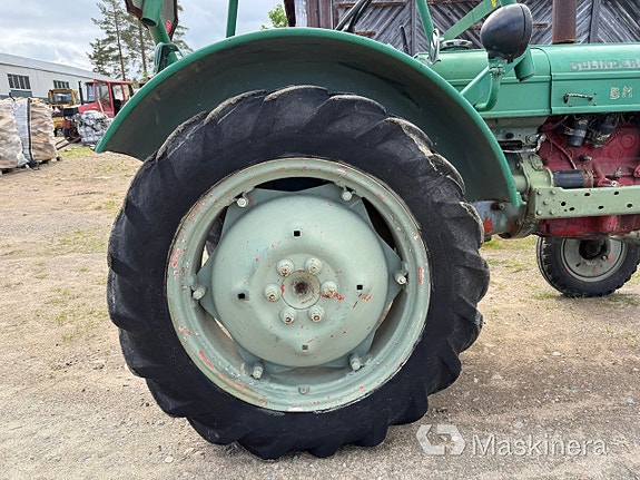 Traktor Bolinder-Munktell 210 teddy 21 of 27