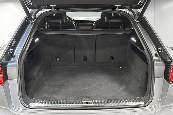 Audi Q8 19 of 19
