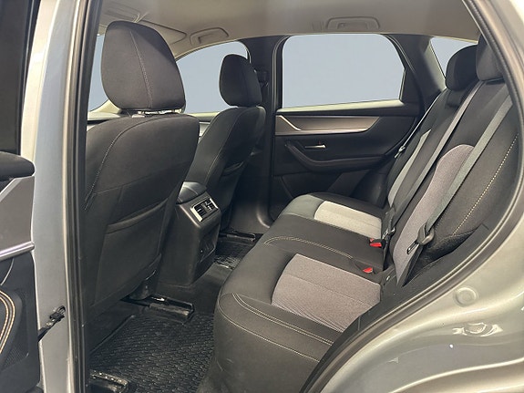 Mazda CX-60 13 of 18