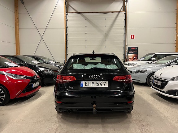 Audi A3 4 of 5