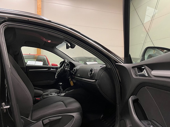 Audi A3 8 of 18