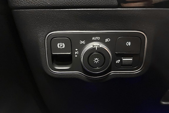 Mercedes-Benz EQA250 24 of 28