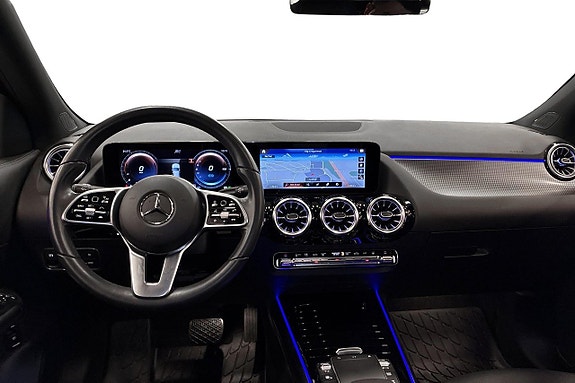 Mercedes-Benz EQA250 9 of 28