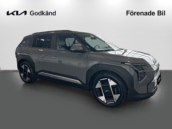 Kia EV3 3 of 5