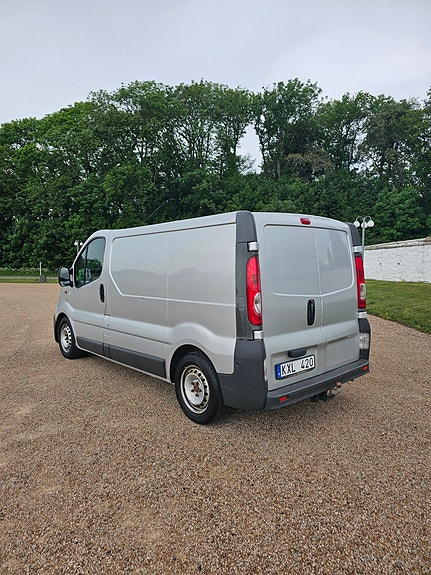 Opel Vivaro 3 of 5