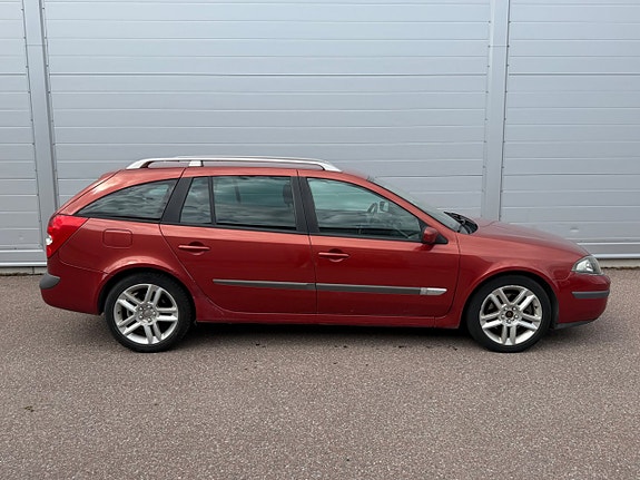 Renault Laguna 11 of 12