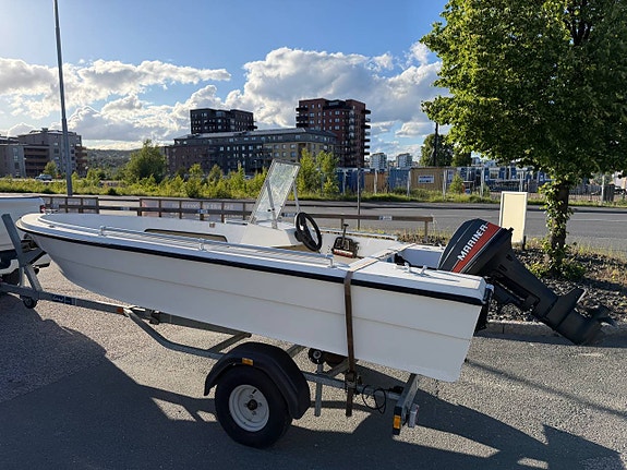 Styrpulpet Båt Ryds 435 med 9.9Hk Mariner/Inkl Trailer 2 of 4