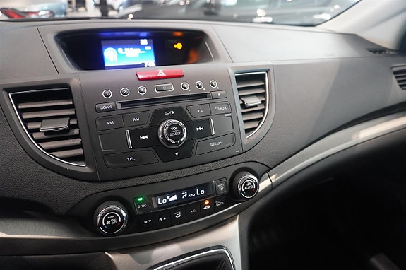 Honda CR-V 7 of 11