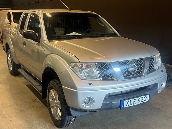 Nissan D40 Navara double cab 4 of 5