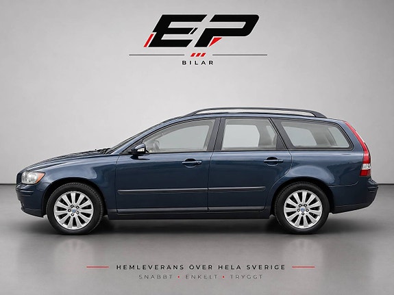 Volvo V50 3 of 5