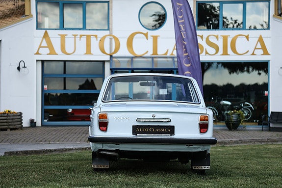 Volvo 144 6 of 17