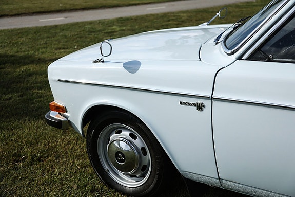 Volvo 144 9 of 17