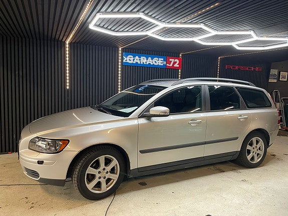 Volvo V50 4 of 13