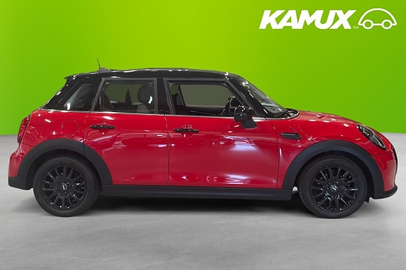 MINI Cooper 2 of 5