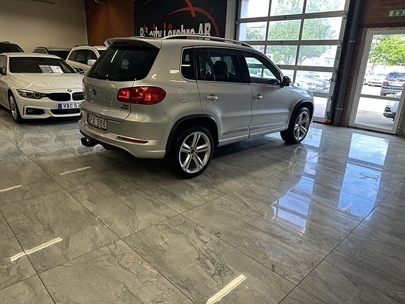 Volkswagen Tiguan 5 of 24