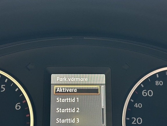 Volkswagen Tiguan 12 of 24