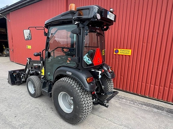 Solis 26 HST / 4wd / Hydrostat / Lastare / Euro /Värmare 3 of 10