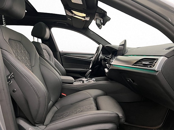 BMW 530e 27 of 30