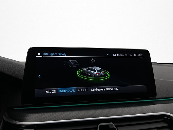 BMW 530e 22 of 30