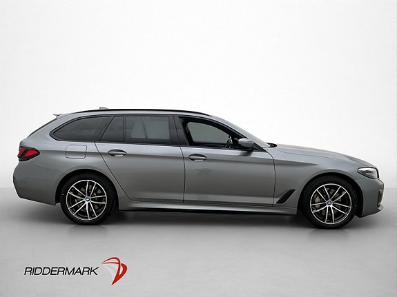 BMW 530e 4 of 5