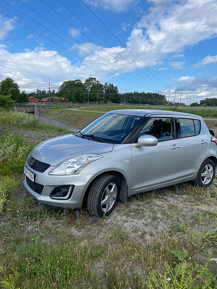 Suzuki Swift 3 of 5