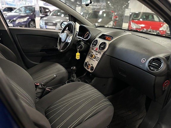 Opel Corsa 10 of 13