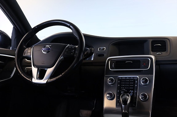Volvo V60 Cross Country 22 of 22