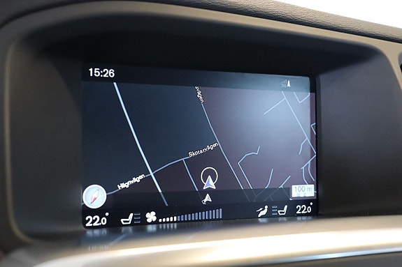 Volvo V60 Cross Country 12 of 22