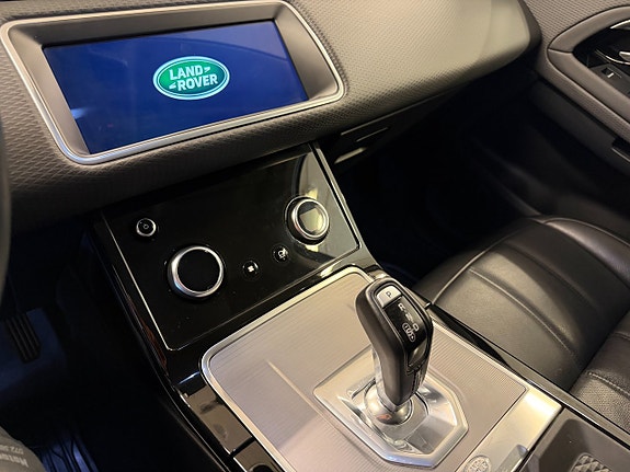 Land Rover Range Rover Evoque 14 of 17
