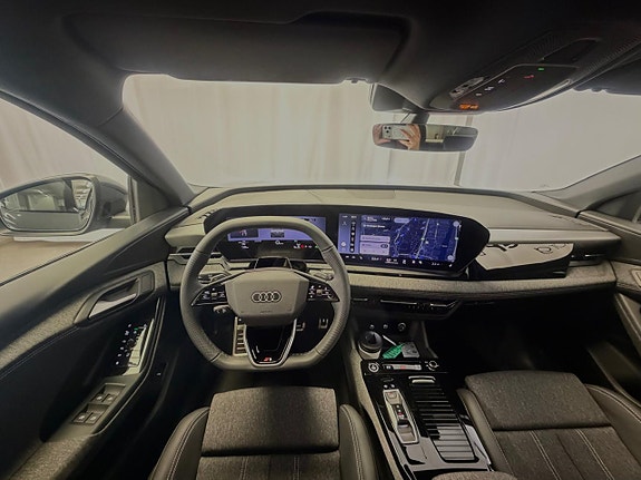 Audi Q6 e-tron 7 of 10