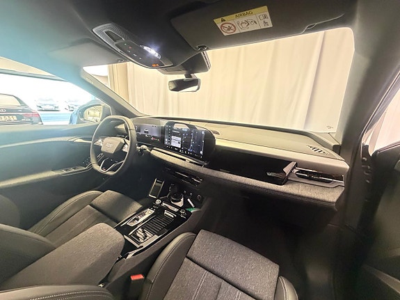 Audi Q6 e-tron 8 of 10