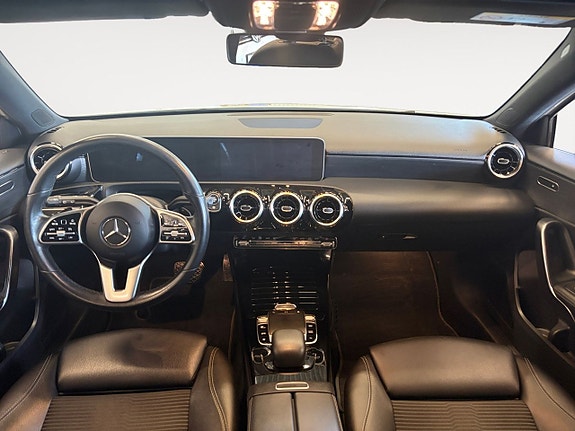 Mercedes-Benz A180 10 of 21