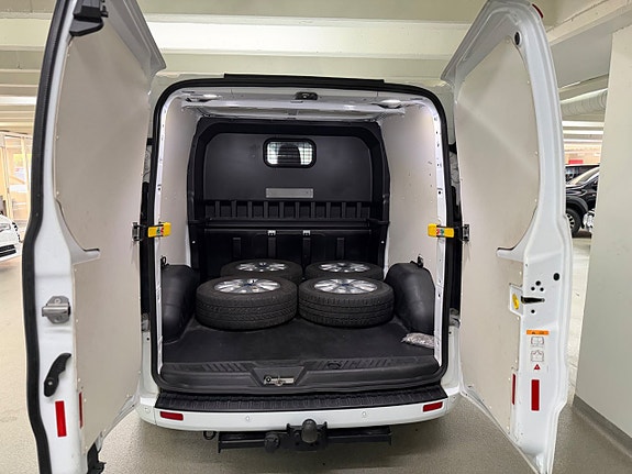Ford Transit Custom 5 of 5