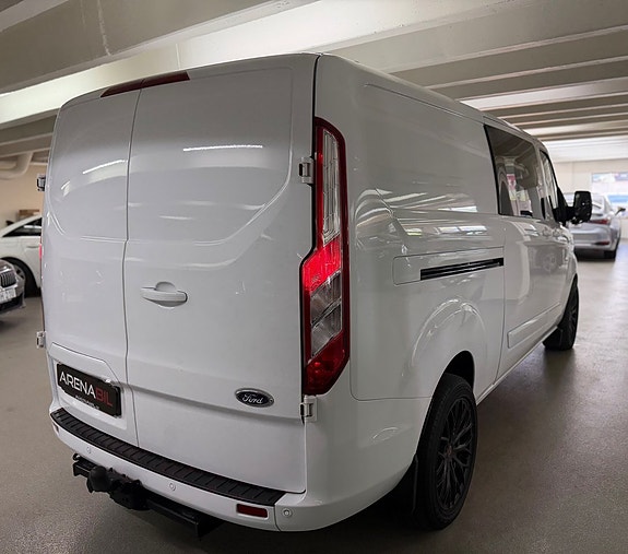 Ford Transit Custom 7 of 25