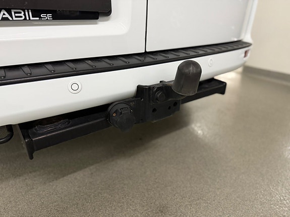 Ford Transit Custom 8 of 25