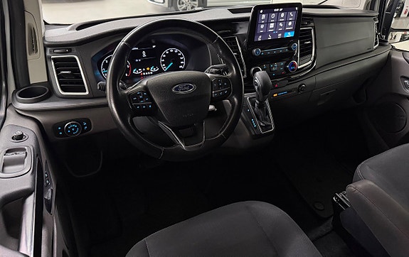 Ford Transit Custom 14 of 25