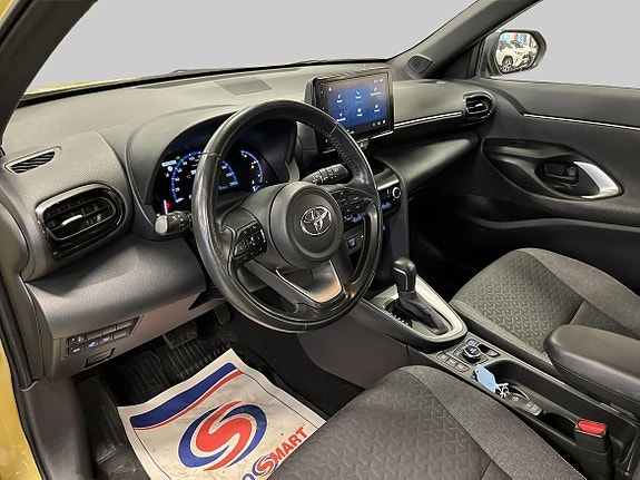 Toyota Yaris Cross 6 of 17