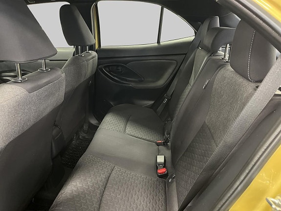 Toyota Yaris Cross 3 of 5