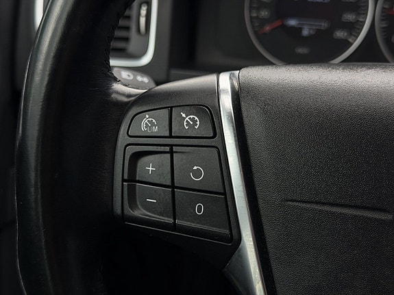 Volvo V60 12 of 21