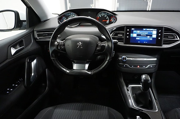 Peugeot 308 SW 11 of 24