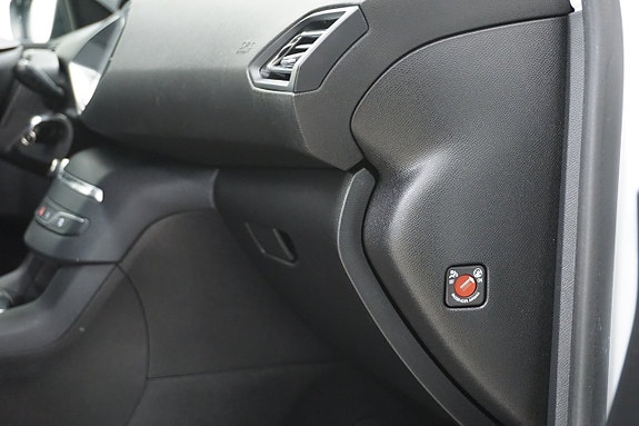 Peugeot 308 SW 15 of 24