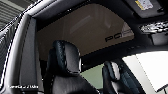 Porsche Cayenne Coupe 24 of 26
