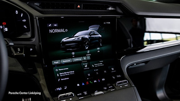 Porsche Cayenne Coupe 16 of 26